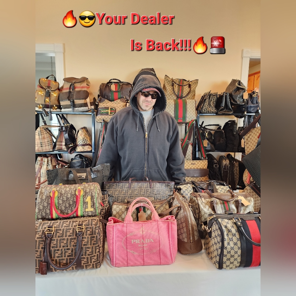 💚❤️💚Gucci Gang Givvy!! 👜🎁We are live!!!! Entrupy Verified Seller🩵❤️🩵 - Picture 5 of 16
